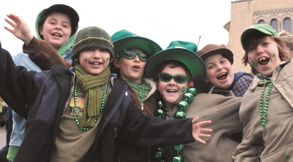 Thibaut Deluca-Verley, Luc Paruta, Oliver Denelle, Nick Paruta Nico Deluca--Verley ham it up for the camera while taking in the 52nd Annual Newport St. Patrick's Day Parade Saturday
Photo by Dave Hansen
3_15_08 Parade kids